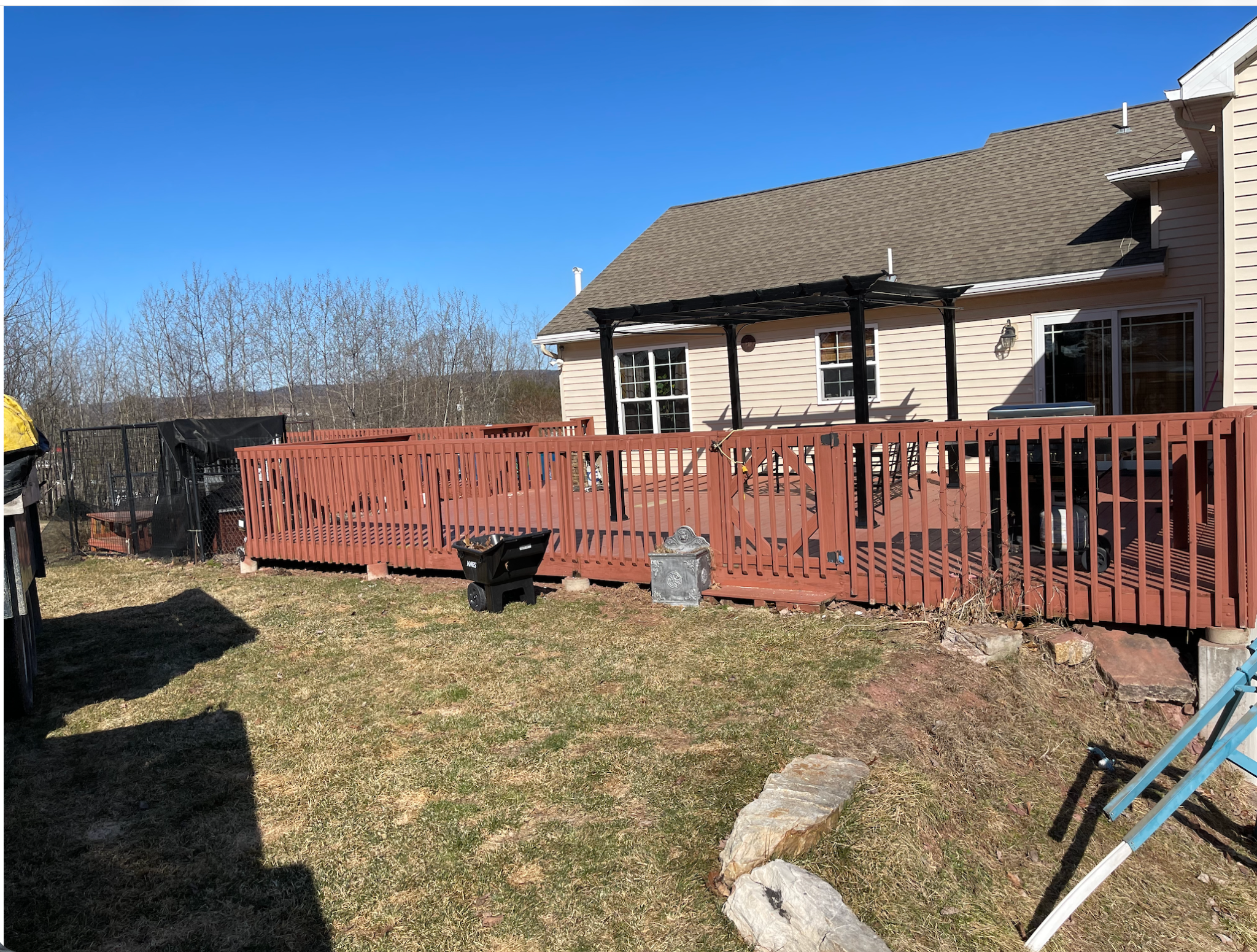 Outdoor deck before remodeling by Handyman John